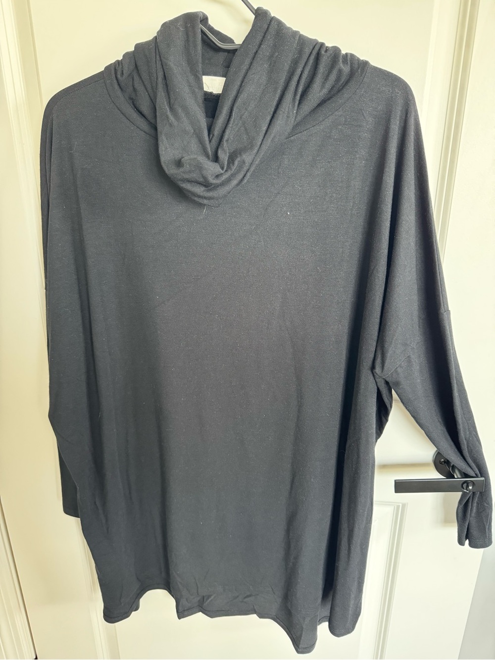 Zenana Outfitters Black Cowl Neck Tunic Length Top-Size XL
